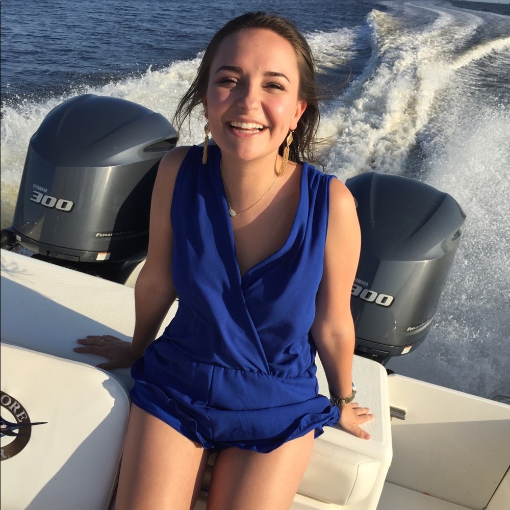 Meet your Posher, Courtney